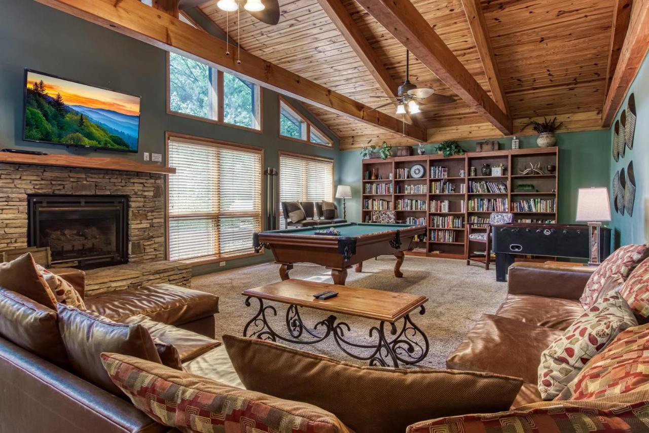 סביירוויל Mountain Lake Lodge, Hot Tub, Theater Room, 1089 Free Tickets Each Paid Day, Dollywood And More מראה חיצוני תמונה