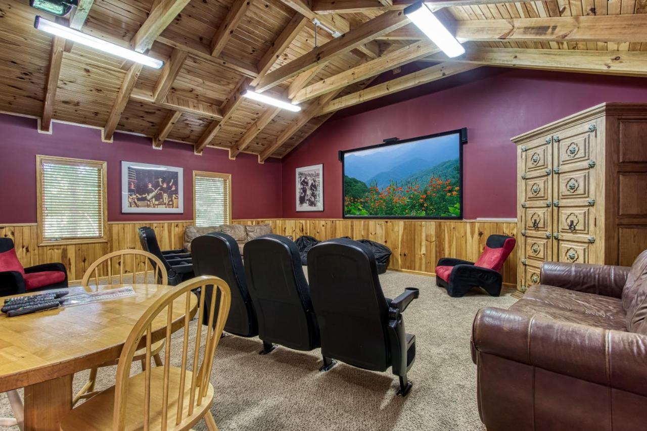 סביירוויל Mountain Lake Lodge, Hot Tub, Theater Room, 1089 Free Tickets Each Paid Day, Dollywood And More מראה חיצוני תמונה