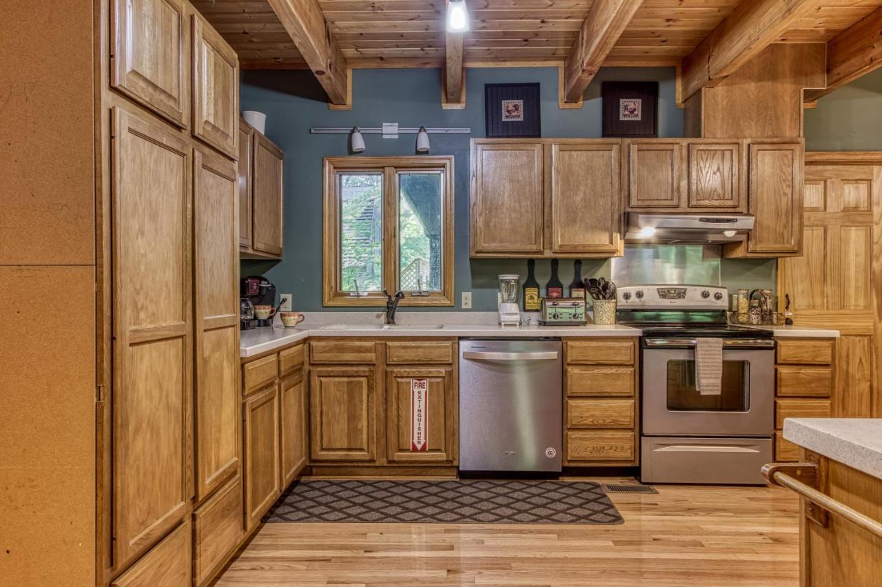 סביירוויל Mountain Lake Lodge, Hot Tub, Theater Room, 1089 Free Tickets Each Paid Day, Dollywood And More מראה חיצוני תמונה