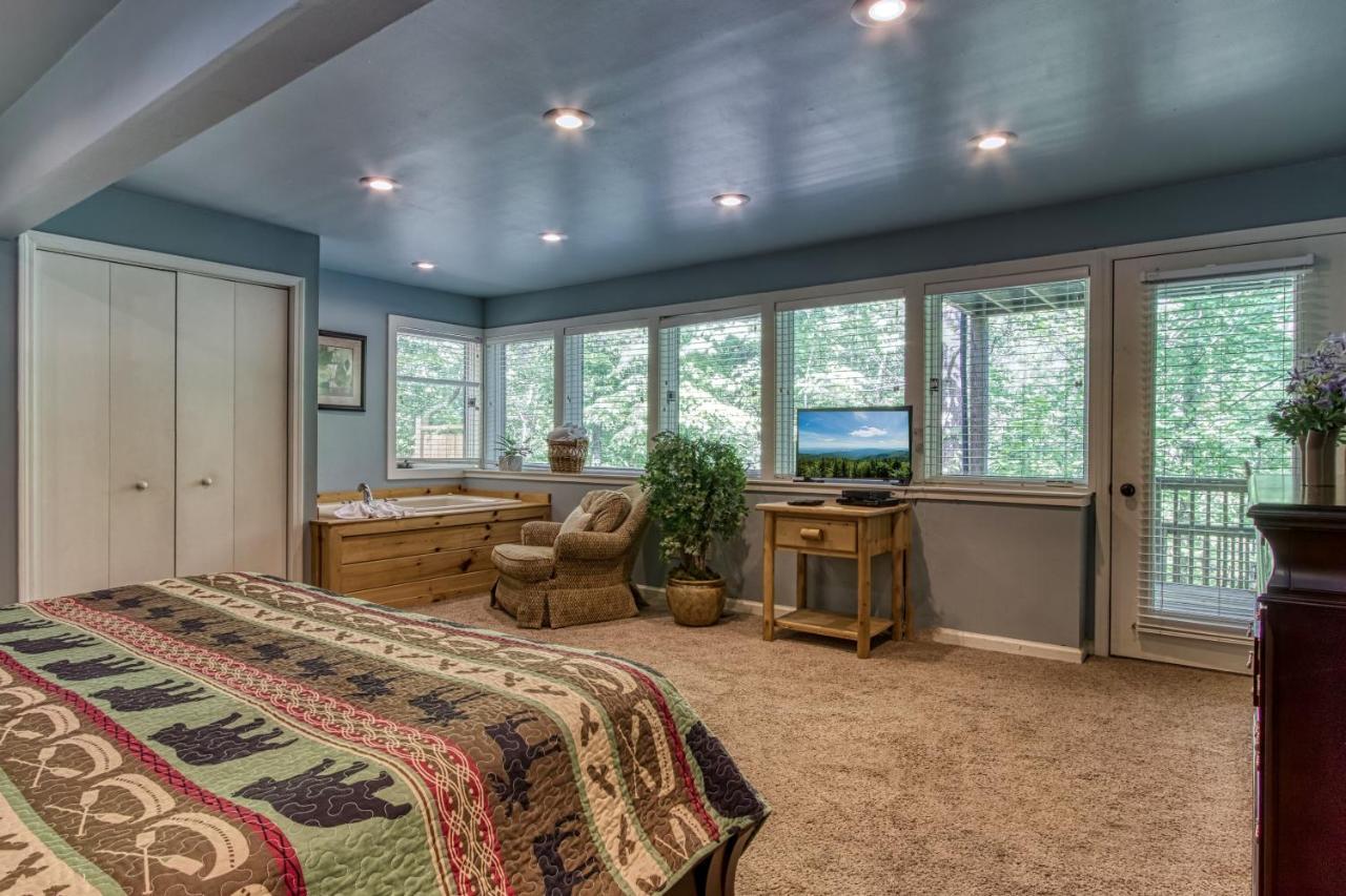 סביירוויל Mountain Lake Lodge, Hot Tub, Theater Room, 1089 Free Tickets Each Paid Day, Dollywood And More מראה חיצוני תמונה