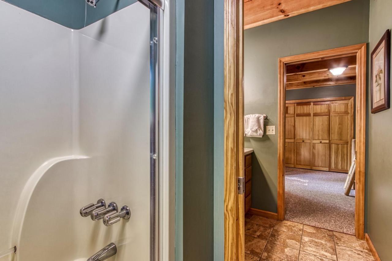 סביירוויל Mountain Lake Lodge, Hot Tub, Theater Room, 1089 Free Tickets Each Paid Day, Dollywood And More מראה חיצוני תמונה